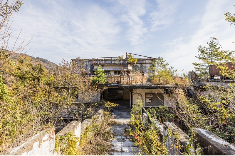 旧摩耶観光ホテル ガイドブック マヤカン 摩耶観光ホテルについて