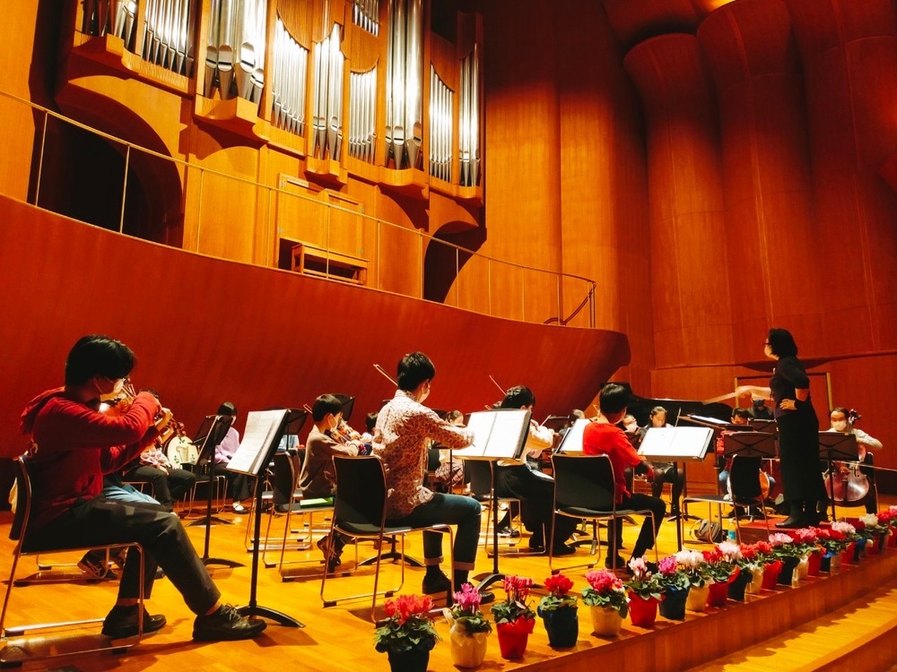 くわおん弦楽オーケストラ20周年記念コンサート【くわおん弦楽