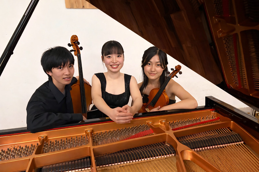 Trio stilo ピアノトリオコンサート【 】 | LYRA HALL （イオンモール