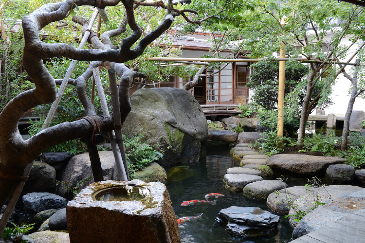 朝倉彫塑館】建築史家と巡る、彫刻家・朝倉文夫が築いた美の空間【東京