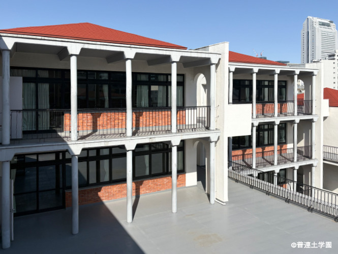 普連土学園 中学校舎】学びの風景をつくる建築【東京建築祭】 | 集合