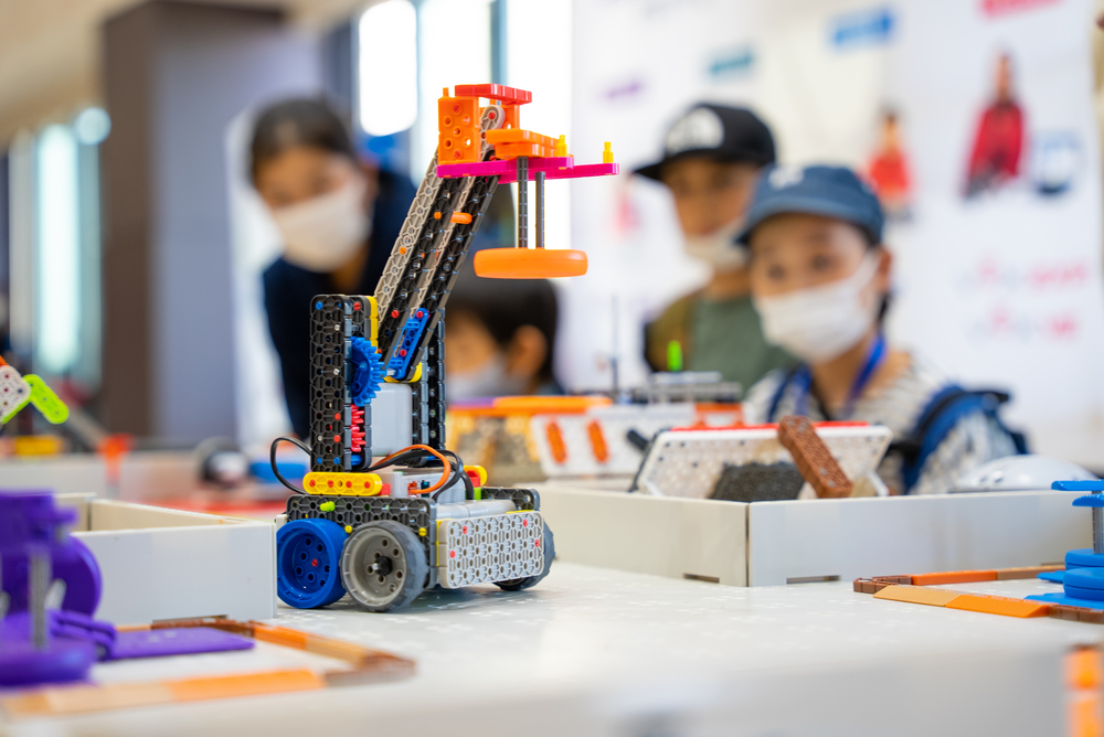 あそびがまなびのプログラミング体験＜VEX 123 ・VEX GO 体験会